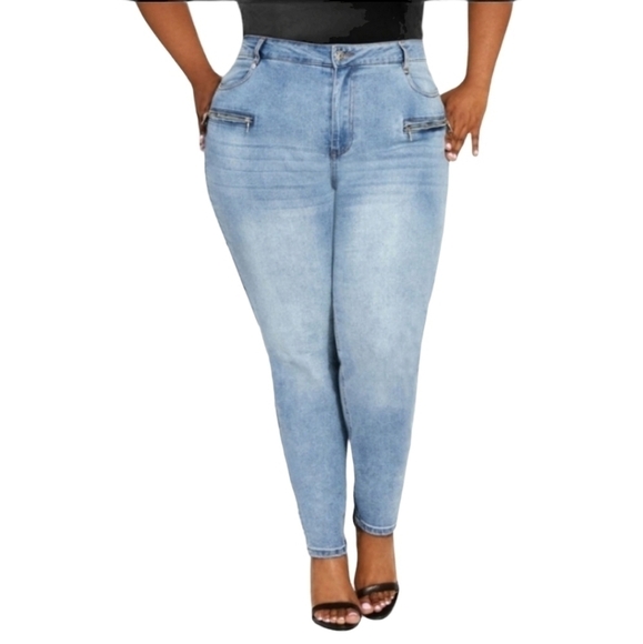 Ashley Stewart Denim - Ashley Stewart | Medium Wash Skinny Zipper Jeans (Size 14)